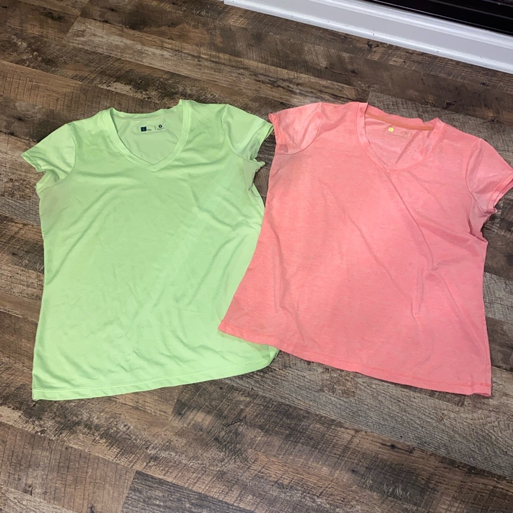 Xersion tops size Large bundle of 2